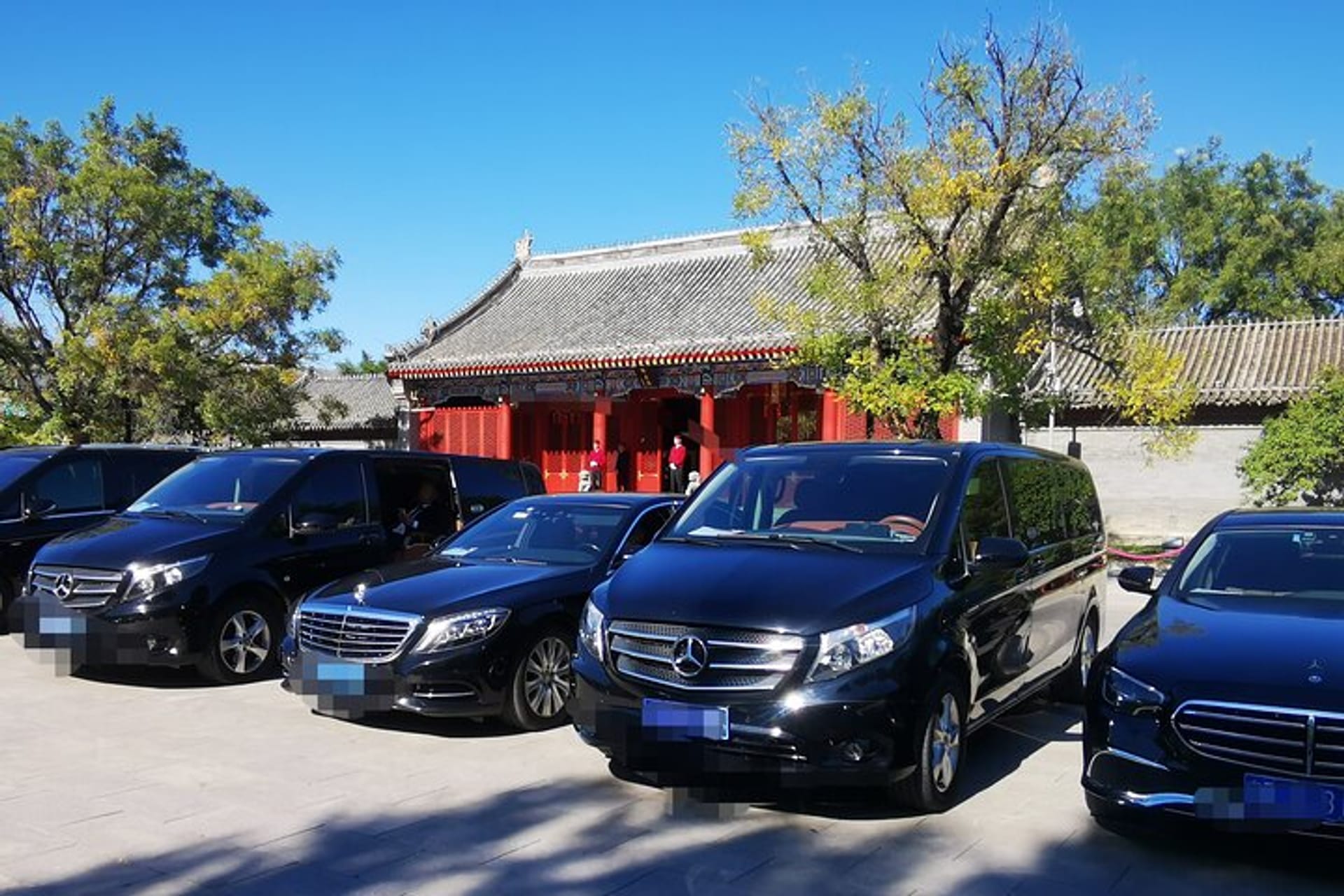 Book Car Rental China With Driver for Airport Transfers