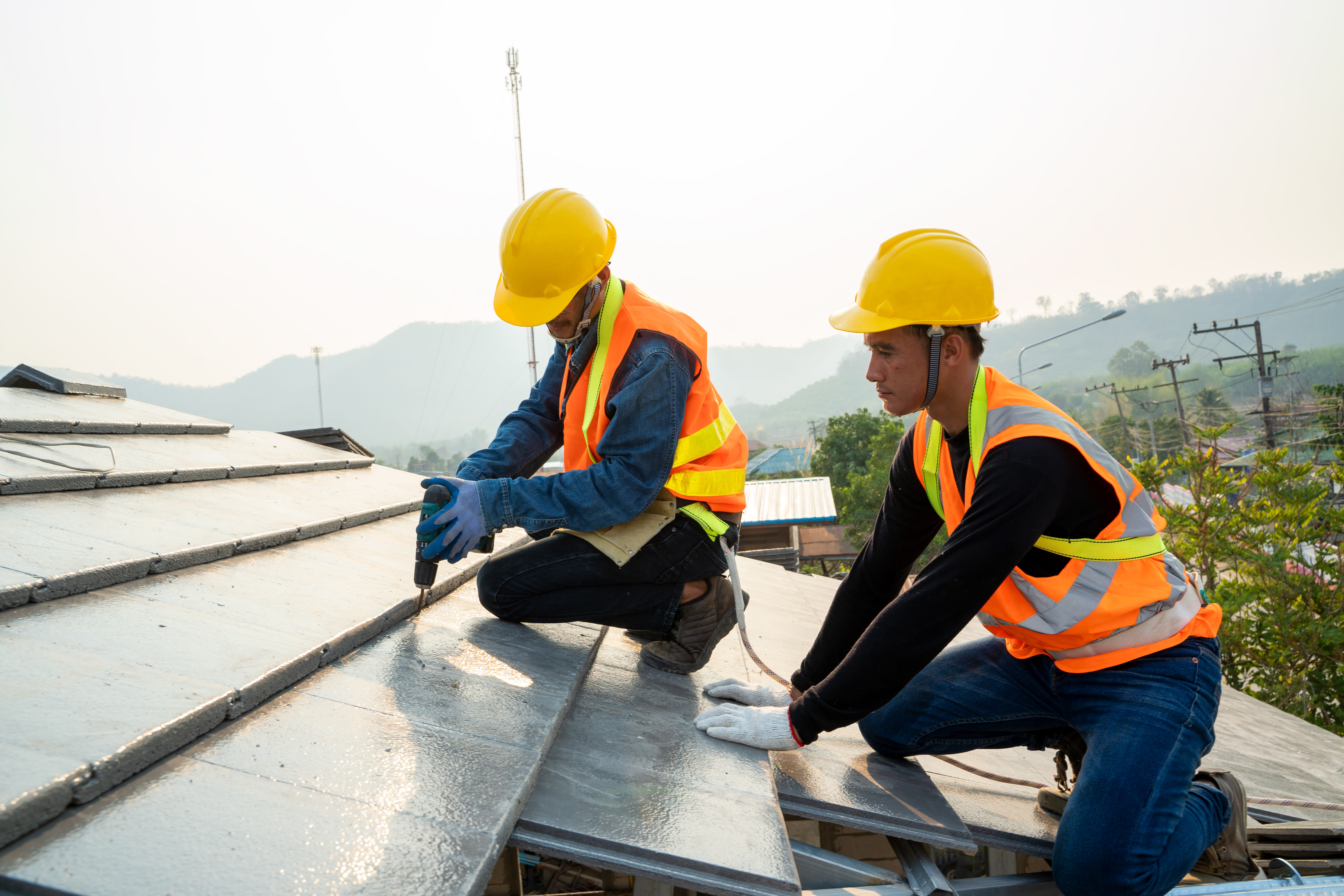 Professional Roofing Contractor for Residential &amp; Commercial Projects