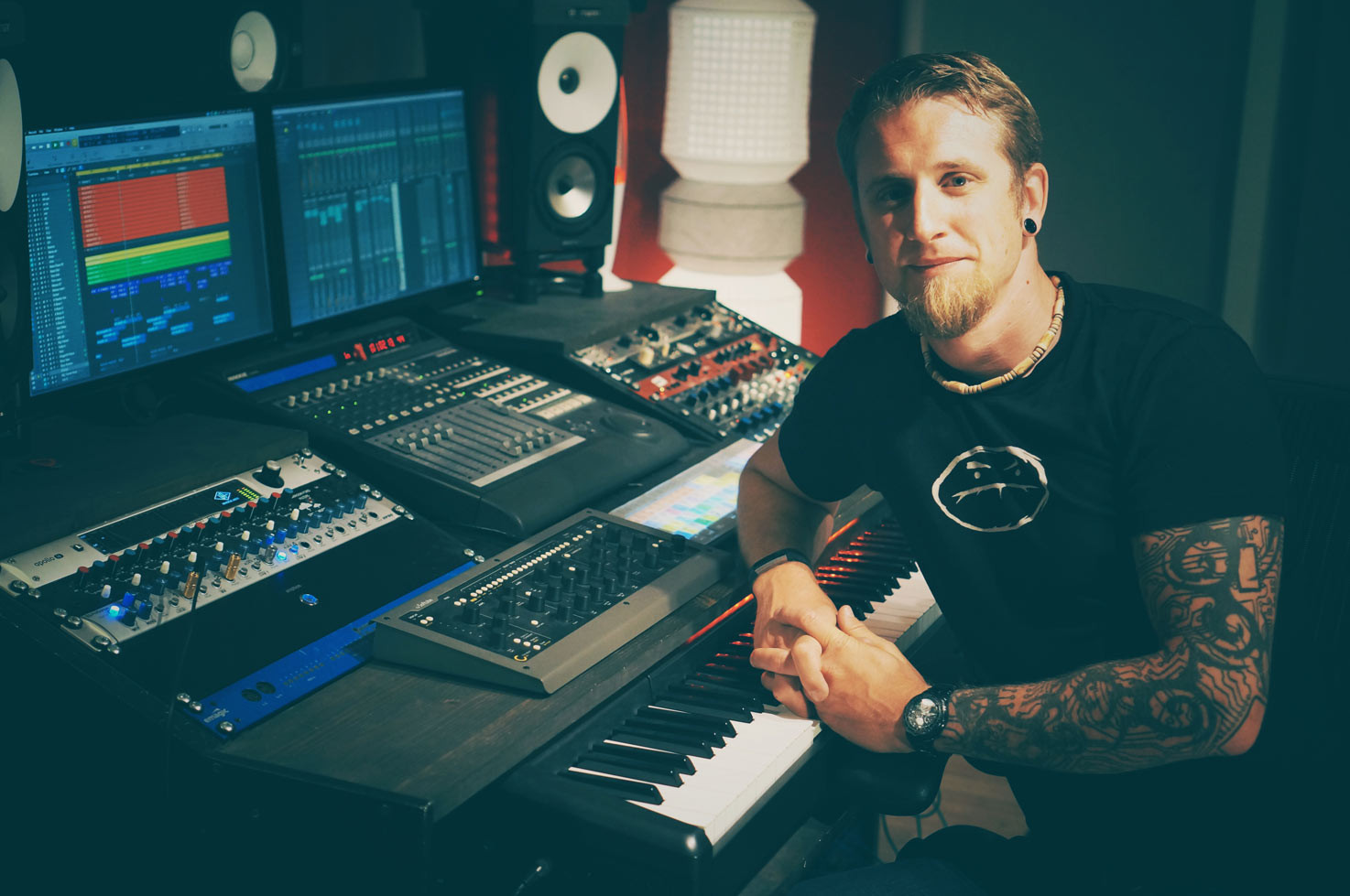 Online Mastering for Professional, Streaming-Ready Music
