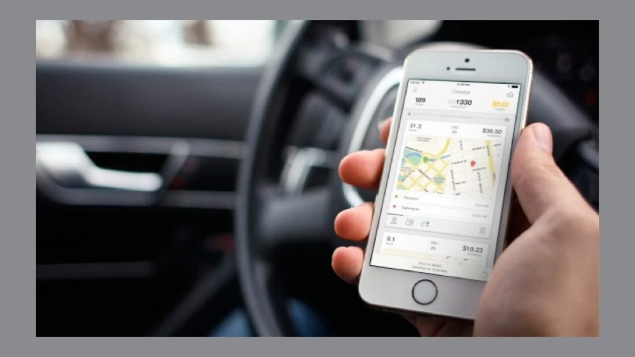 Mileage Tracker App for Professionals – Tripbook Monitors Every Mile