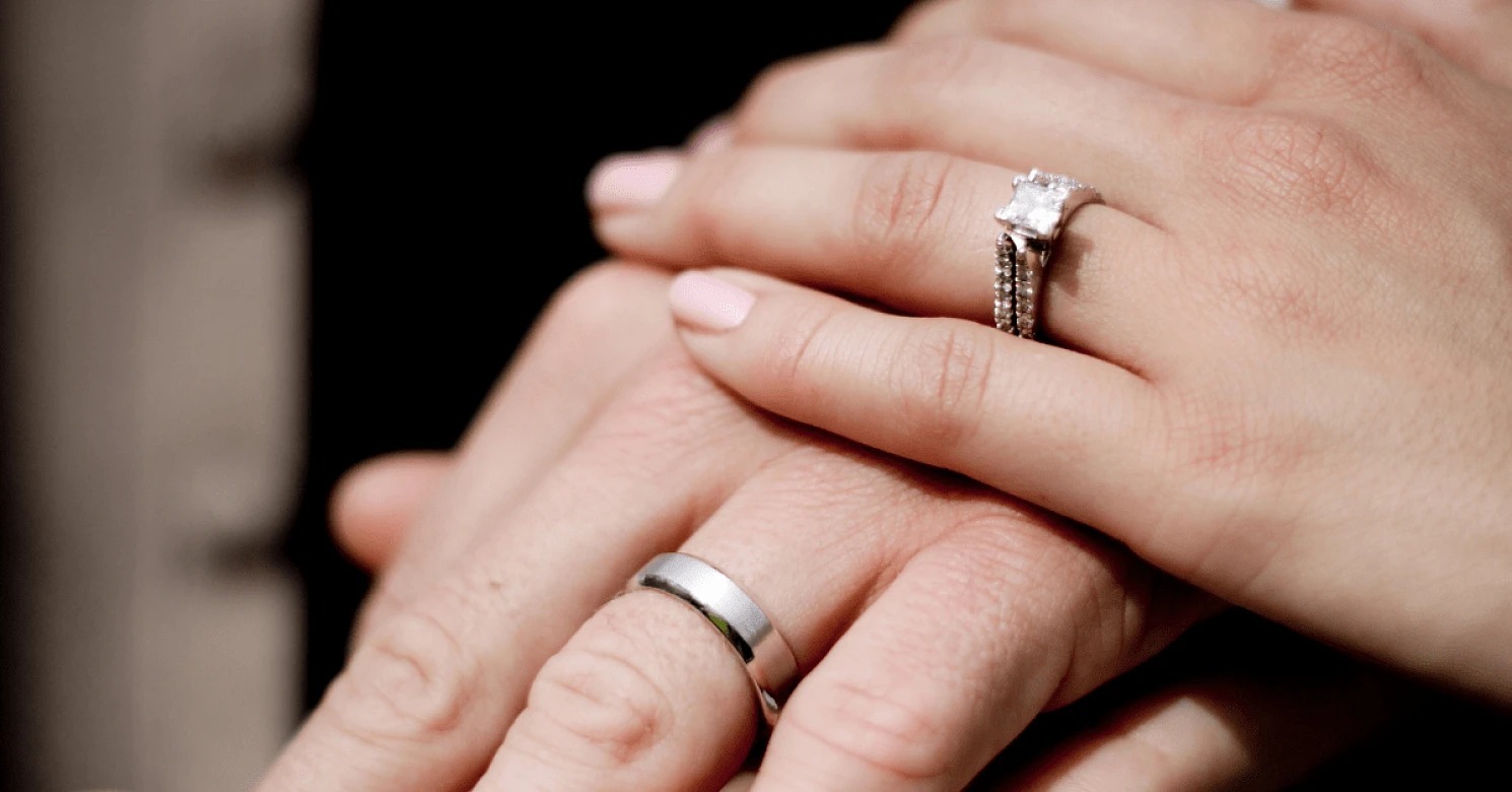 Unique Diamond Push Present Ideas for New Mothers in the UK