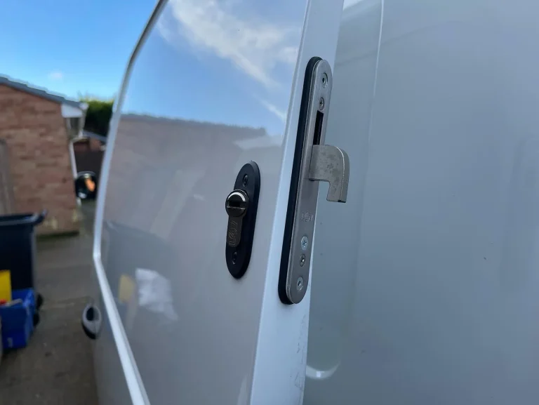 Soluzioni Daken Locks per Sistemi di chiusura per furgoni