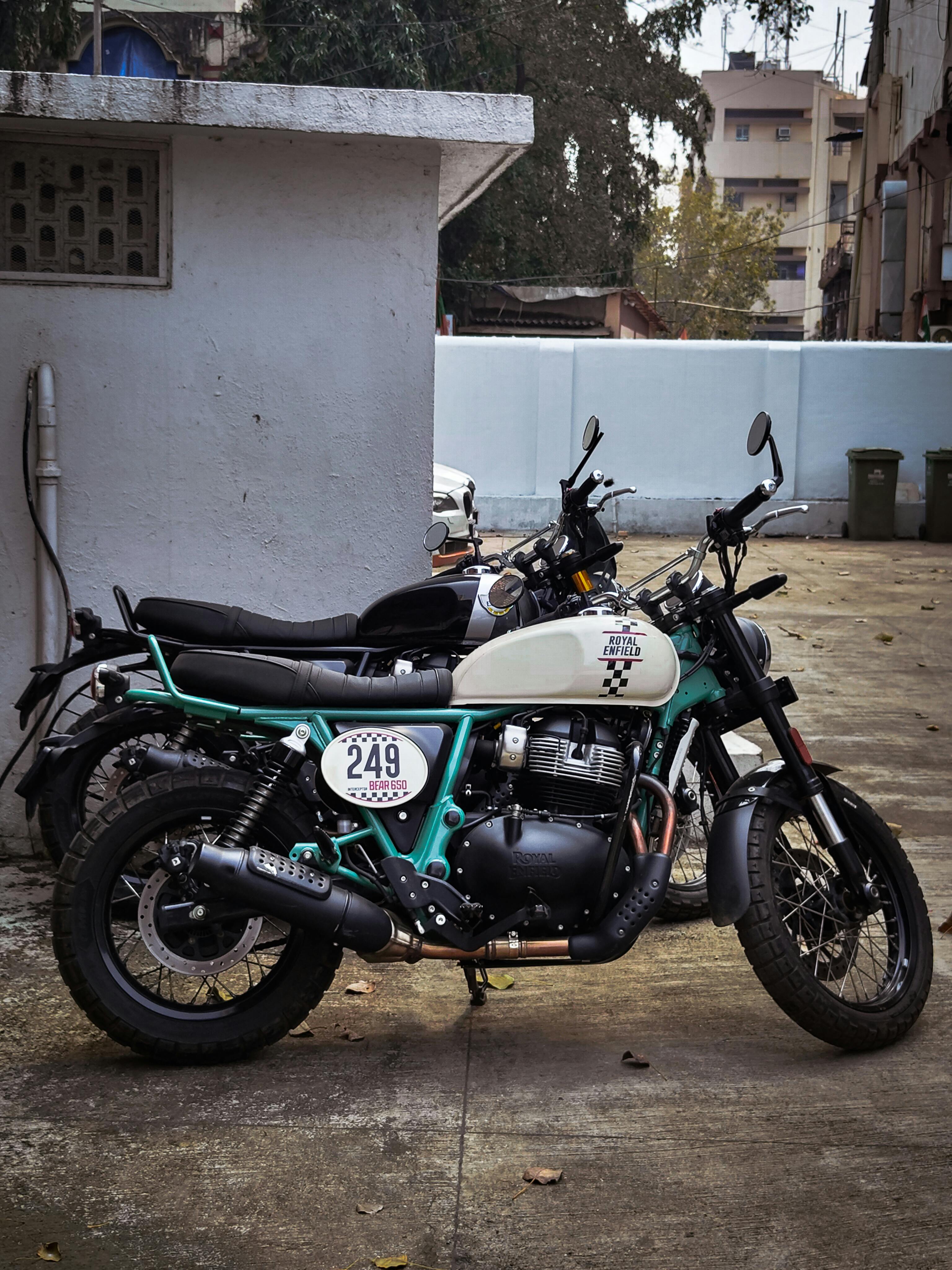 Motorcycle Dry Panniers: Keep Your Gear Safe and Dry