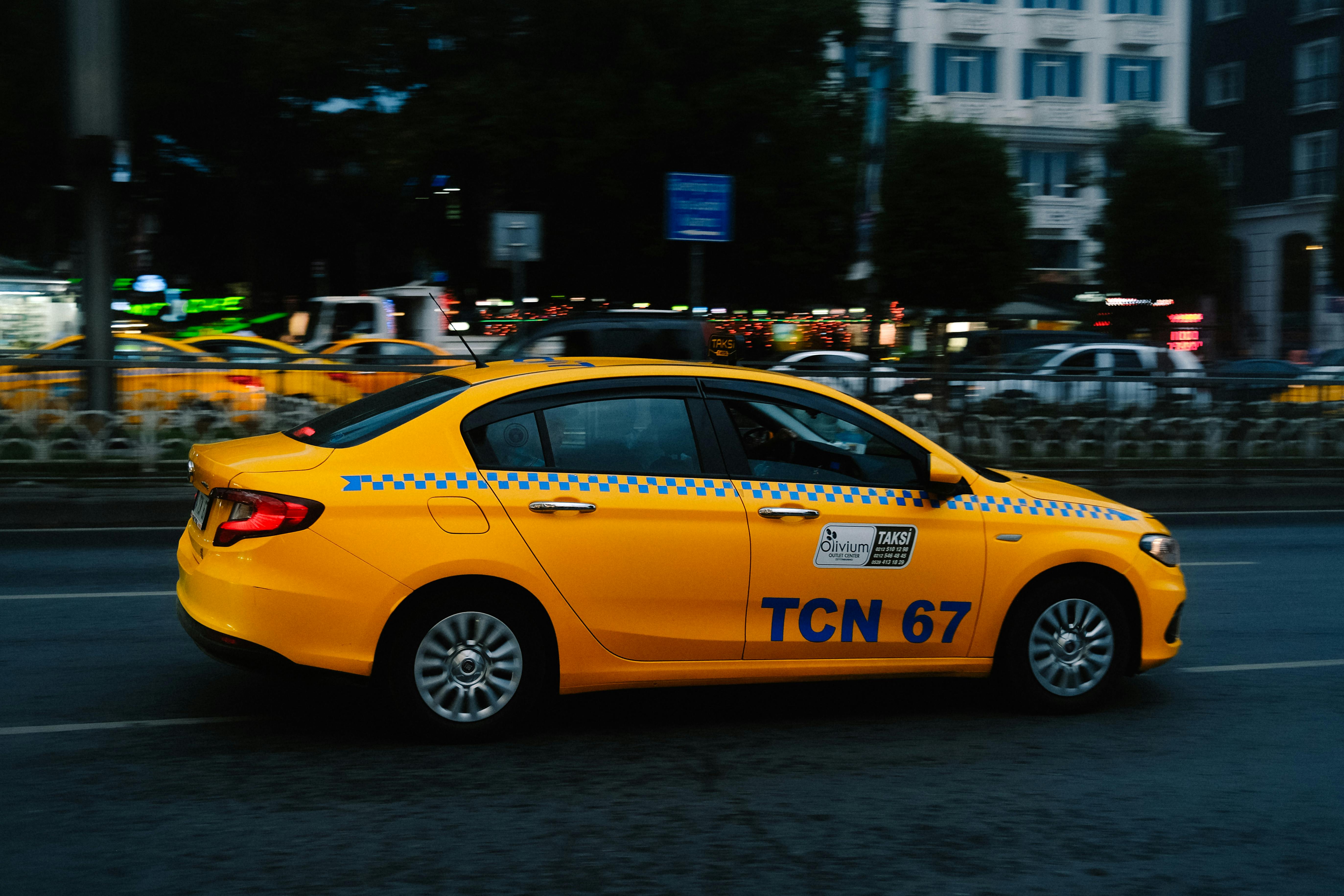 Affordable Thames Ditton Minicab Services Near You