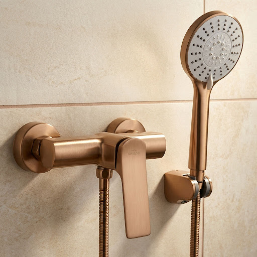 Handmade Outdoor Copper Shower – Elegant &amp; Durable